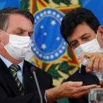 Bolsonaro quer forçar Mandetta a pedir demissão após ministro perder apoio de ala militar, diz jornal