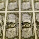 Dólar fecha em leve alta em dia de feriado nos EUA