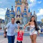 Thammy e Andressa Miranda levam filho pela 1ª vez a Disney: “Hipnotizado”