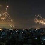 Israel e Palestina: a impressionante foto que mostra luta entre Domo de Ferro de Israel e mísseis do Hamas