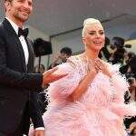 Anel de noivado de Lady Gaga é uma versão pink do de Kate Middleton
