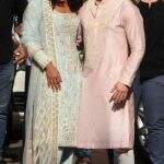 Priyanka Chopra e Nick Jonas em cerimônia de Puja.