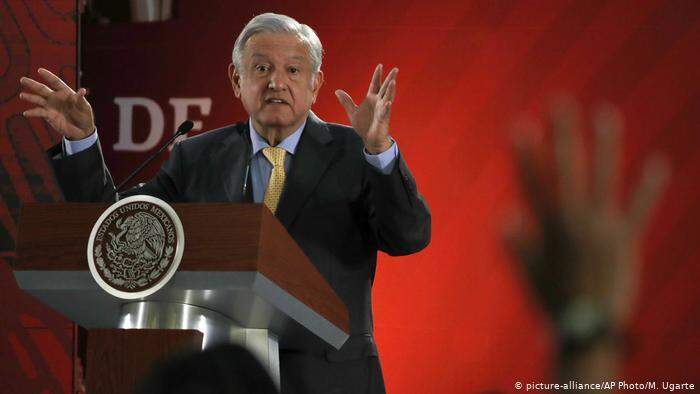 Presidente do México pede que Espanha e Vaticano se desculpem por crimes cometidos durante colonização