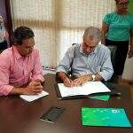 Governo e Prefeitura assinam contrato para construir 300 casas no Jardim Canguru