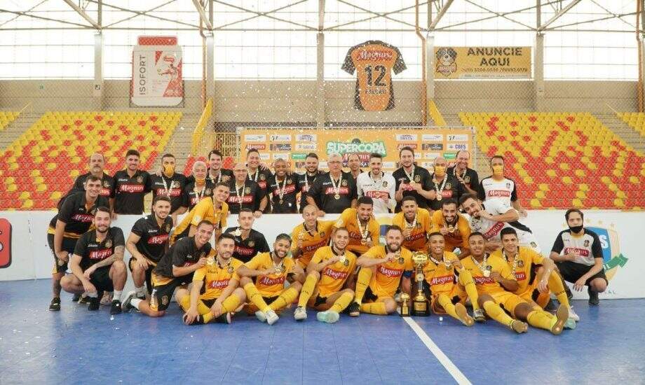Magnus goleia Minas Tênis Clube e leva Supercopa de Futsal