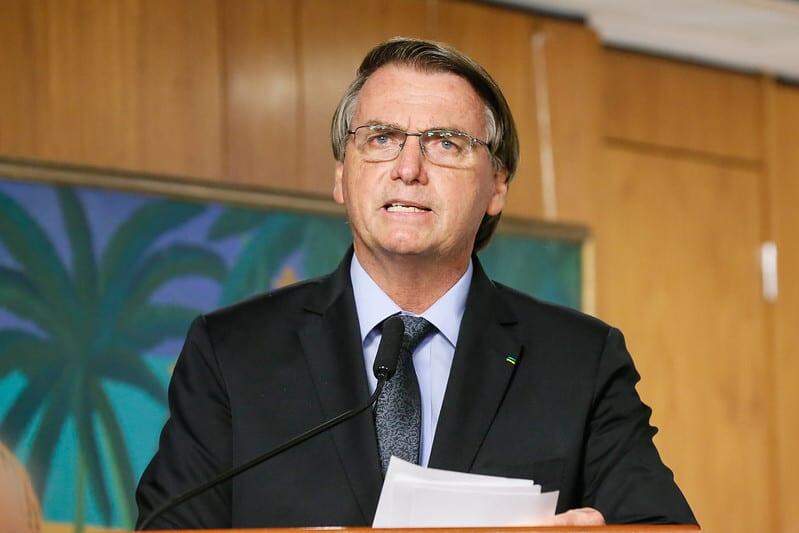 PDT apresenta ao STF notícia-crime contra Bolsonaro e Mendonça