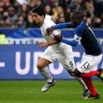 Mbappé sai machucado, mas França vence amistoso diante do Uruguai