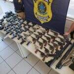 Operação da polícia apreende 50 armas de fogo e mais de 2 mil munições na BR-267