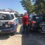 Homem envolvido em golpe de seguradora é preso e PM recupera veículo