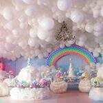 Com 150 mil balões, Sabrina Sato comemora primeiro aniversário de Zoe