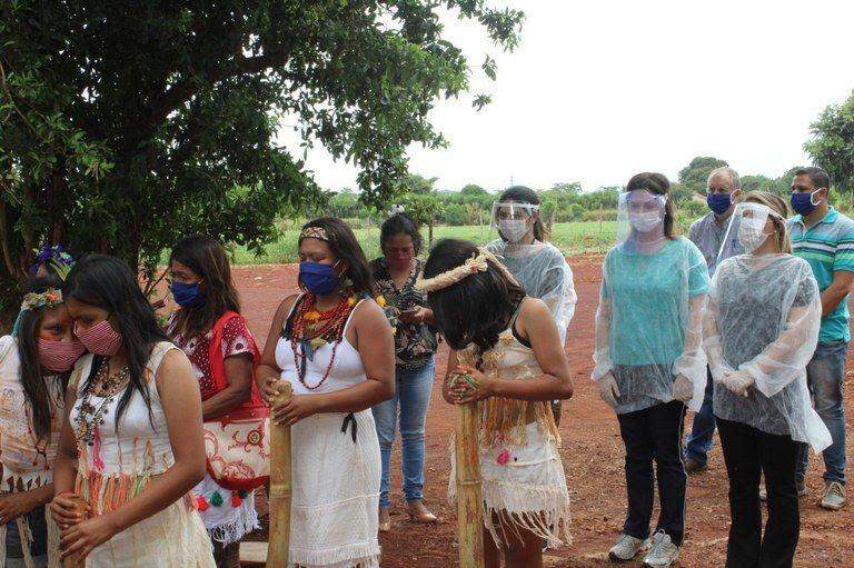 Após um mês, apenas duas cidades de MS vacinaram meta de indígenas em aldeias 