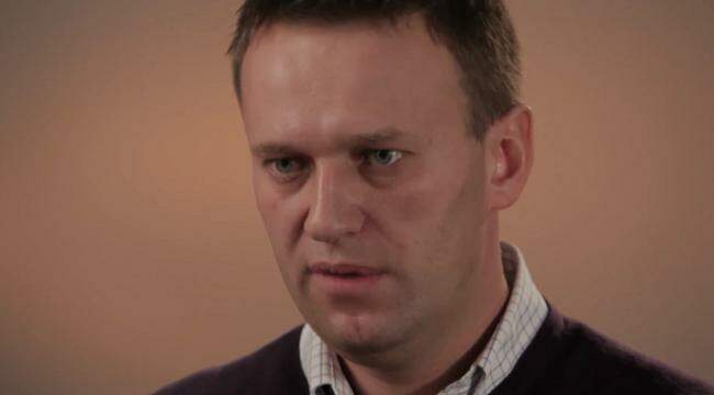 Opositor russo Alexei Navalny é hospitalizado por envenenamento, diz porta-voz