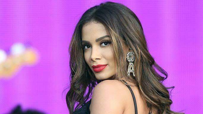 Anitta estreia como atriz e será fã obcecada em ‘Amor de Mãe’