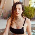 Ameaçada por hacker, atriz de Hollywood posta as próprias nudes em rede social