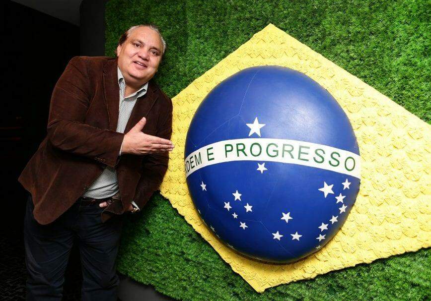 Campeão mundial em 94, ex-jogador Branco é internado com covid-19 no Rio
