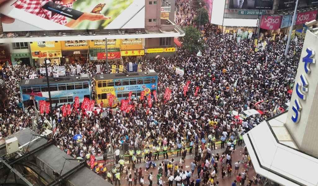 Hong Kong em combustão: entenda o conflito político que mobilizou trabalhadores e estudantes chineses