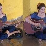Em Campo Grande, cantora viraliza ao cantar em chão de supermercado