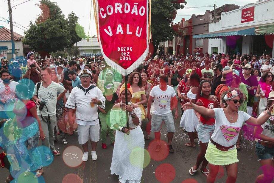 Dicas e cuidados no Carnaval para cair na folia sem peso na consciência