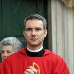 Vaticano condena padre a prisão por posse e distribuição de pornografia infantil