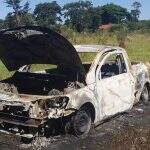Polícia encontra carro de agricultor queimado; vítima foi assassinada com 50 facadas em Dourados