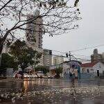 Forte chuva deixa sete bairros sem energia elétrica em Campo Grande