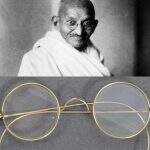 Par de óculos de Gandhi é vendido por US$ 340 mil em leilão na Inglaterra