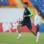 Philippe Coutinho nega abatimento e promete Brasil motivado para jogo com o Peru