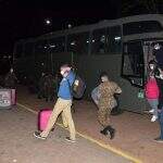 Exército paraguaio apoia repatriação de estudantes brasileiros para Ponta Porã