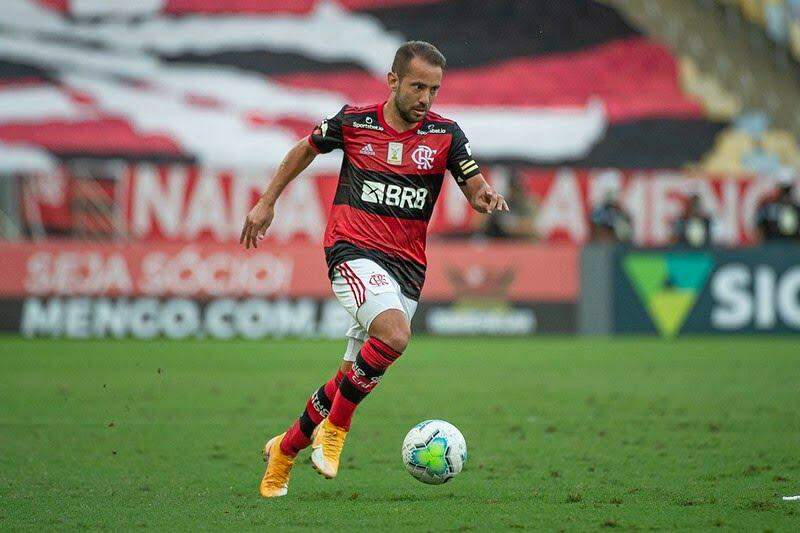 Oito jogos fecham a 10° rodada do Brasileirão neste domingo