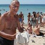 Presidente de Portugal salva jovens que se afogavam na praia