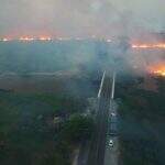 Com previsão de chuva distante, Defesa Civil sobrevoa Pantanal para avaliar incêndios