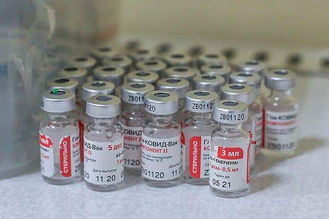 Bandidos armados roubam vacinas contra a covid-19 de posto de saúde em Natal