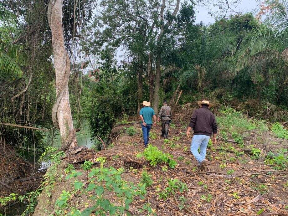 Fazendeiro é multado em R$ 50 mil por degradação de área protegida próximo ao Rio Salobra