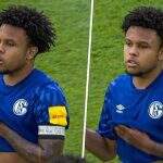Jogador norte-americano do Schalke 04 usa braçadeira e pede ‘Justiça para George’