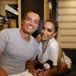 Ex-amigos, Léo Dias e Anitta se desentendem e trocam farpas na web