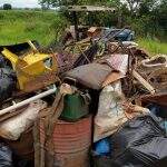VÍDEO: Ação da PMA e Bombeiros retira uma tonelada de lixo de rio em Fátima do Sul