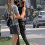 Luciana Gimenez beija namorado de máscara