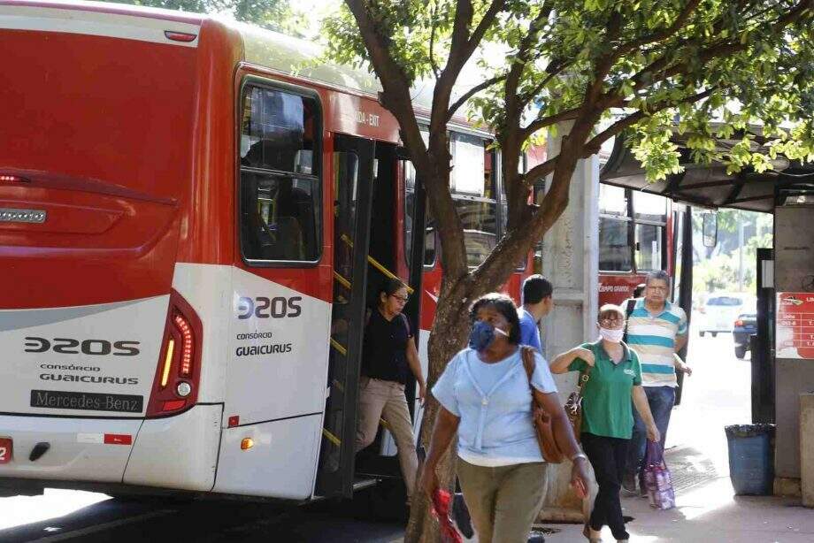 Consórcio aguarda definição da Agetran sobre funcionamento de ônibus no ‘fecha tudo’