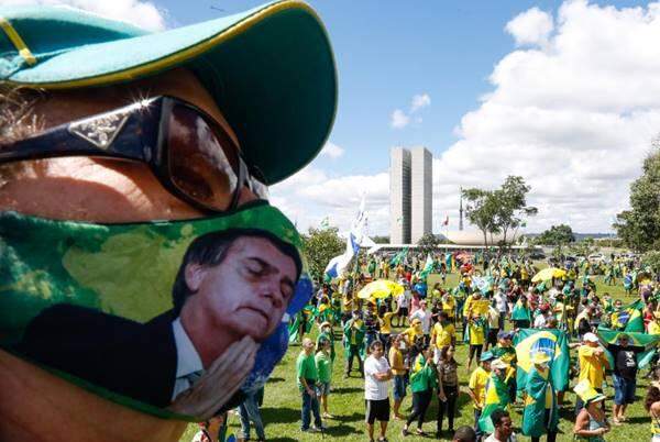 Movimento a favor de Bolsonaro é o assunto mais comentado no Twitter