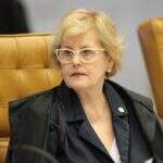 Ministra do STF dá cinco dias para Bolsonaro explicar decreto de porte de armas