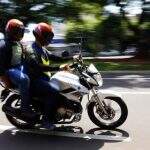 Motoboys e mototaxistas devem ter tipo sanguíneo estampado no capacete ou uniforme