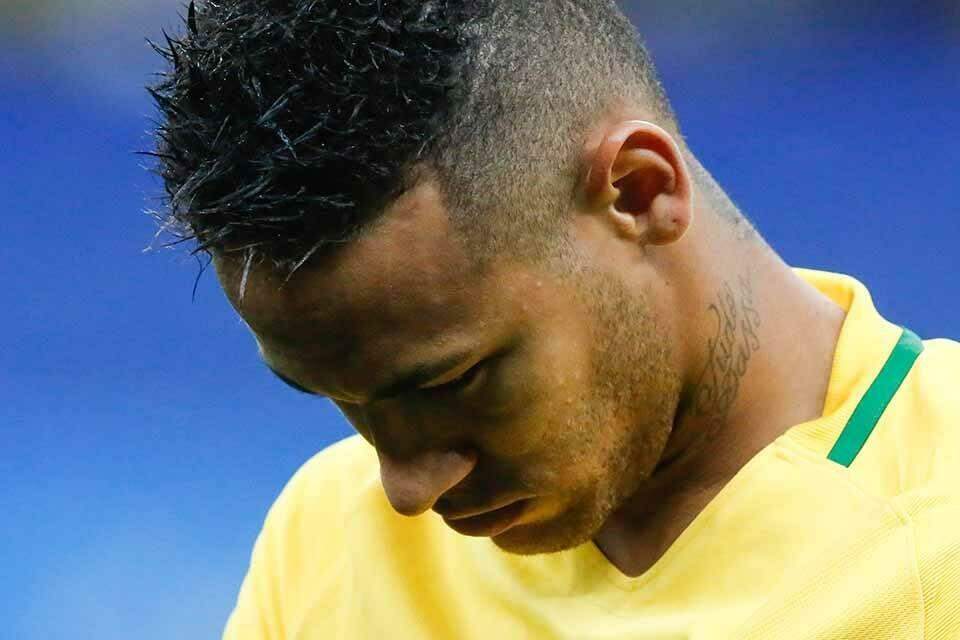 Ex-advogado de mulher que acusa Neymar confirma vídeo de agressão