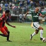 Scarpa marca e Palmeiras se garante como melhor time da Libertadores