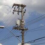 Descarga elétrica mata trabalhador que instalava poste em propriedade rural