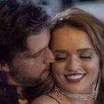 Rafa Kalimann e Léo Chaves trocam beijos e se casam em clipe do cantor