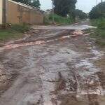 Em Campo Grande, quem vive sem asfalto enfrenta ruas intransitáveis e lama após temporal