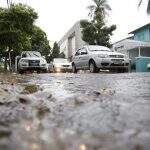 AGORA: Chuva já atinge regiões de Campo Grande e alerta é para tempestades