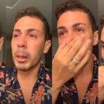 Carlinhos Maia volta ao Instagram, chora e ignora briga com Whindersson Nunes