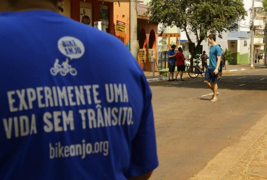 ‘Dia Mundial Sem Carro’ leva shows e artesanato para a avenida Mato Grosso