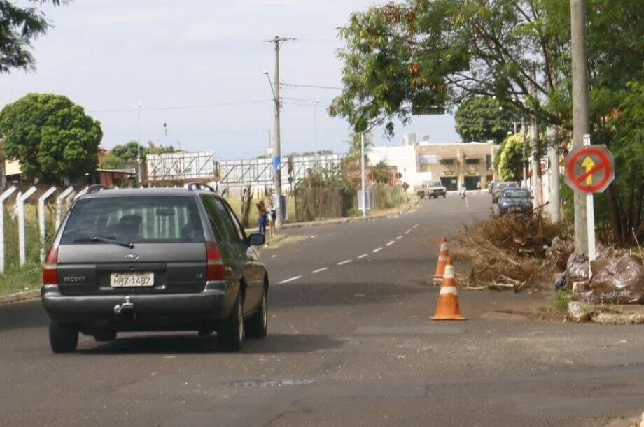 Rua dos Tupinambás vira mão única